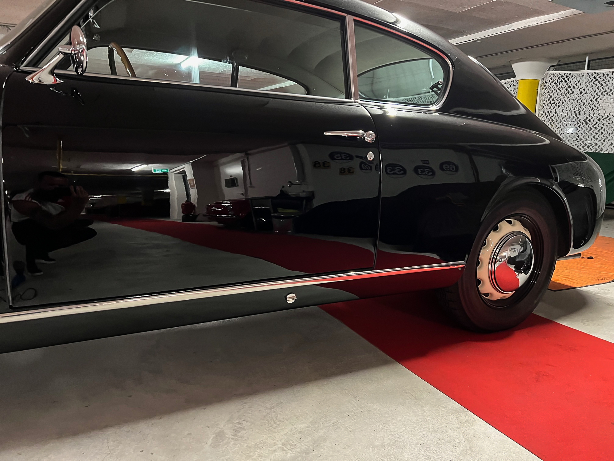professionellen Fahrzeugaufbereitungs-Service in Zürich :: Autoreinigungsservice in Zürich :: Detailing :: Fahrzeugpflege :: Autoreinigung :: Innenreinigung :: Aussenreinigung :: Geruchsbeseitigung :: Lackreinigung :: Lackaufbereitung :: Lackbehandlung :: Leder- und Stoffpflege :: Carnauba-Versiegelung :: Nano-Versiegelung :: Keramik-Versiegelung :: Innovation :: Zufriedenheitsgarantie :: Spezialisten :: Erfahrung :: Mobiler Aufbereitungs-Service :: Autosammlungen :: Detailing-Outsourcing :: Oldtimerlacke :: höchste Effizienz :: Mitarbeiter-Ressourcen :: Schulung :: Qualitätsstandards :: Detailing-Prozess :: Inspektion und Bewertung :: Vorreinigung :: Dekontamination :: Innenraumreinigung :: Innenraumpflege :: Polieren und Defektkorrektur :: Versiegelung und Schutz :: Qualitätsüberprüfung